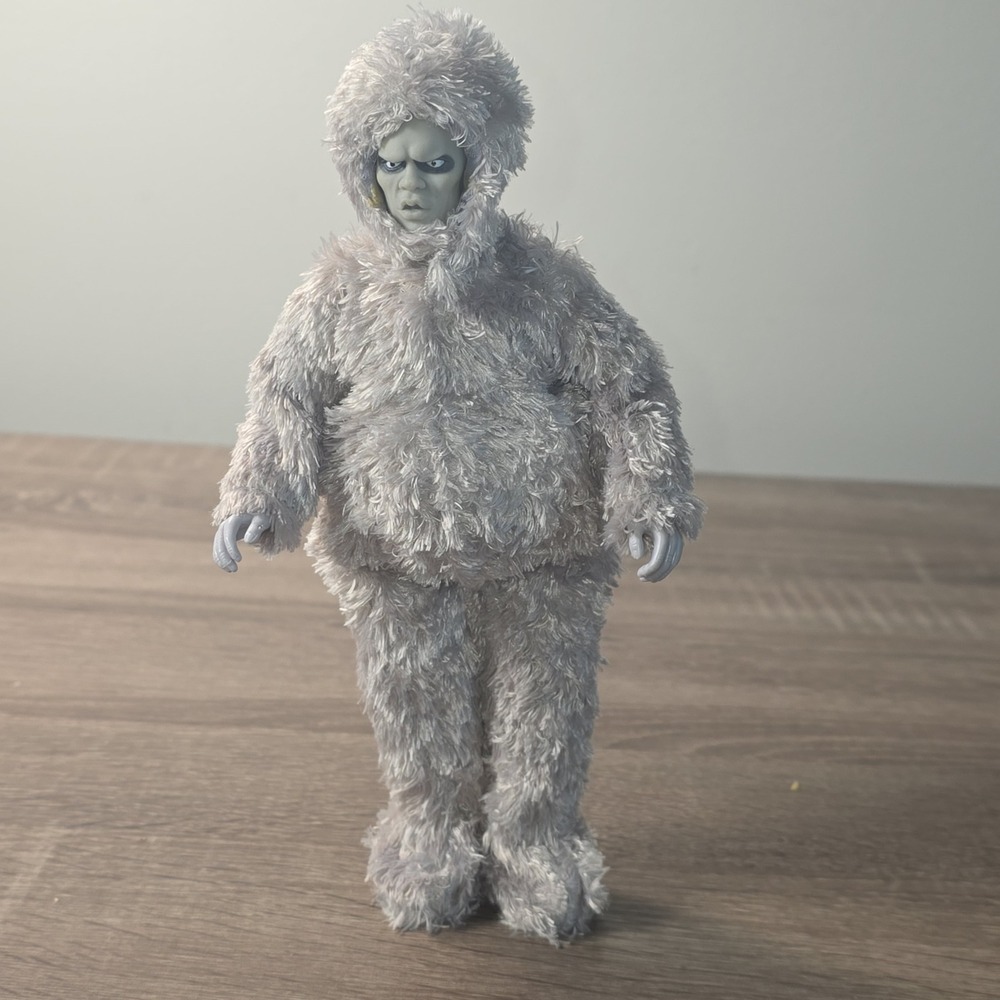 Bif Bang Pow Twilight Zone Gremlin 8" Figure Nightmare at 20,000 Feet